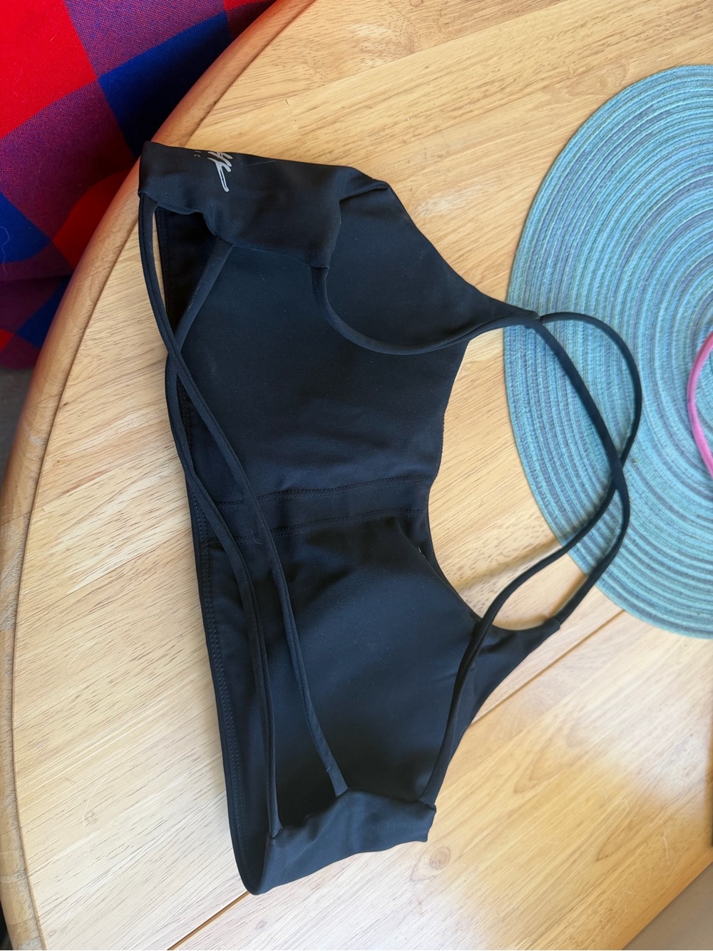 Strappy Back Sports Bra - Black - Picture 7 of 10